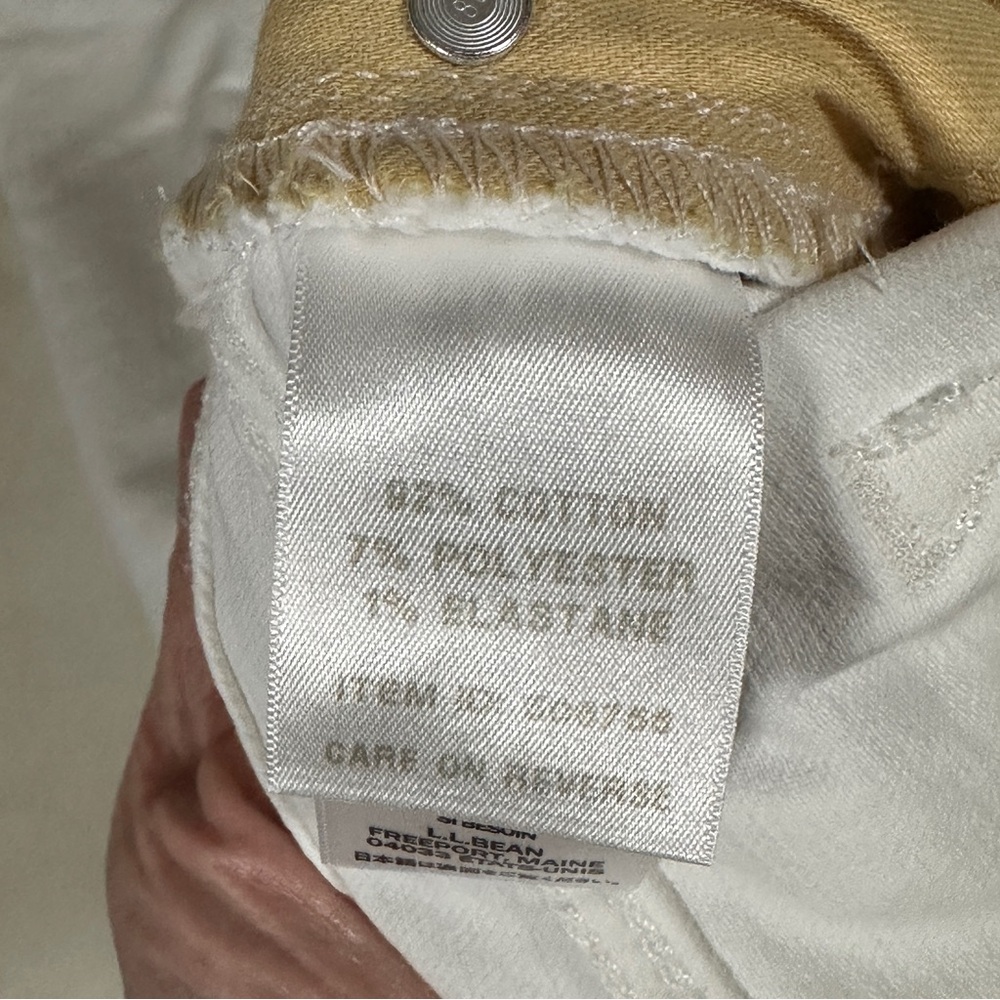 L.L. Bean Women’s Classic White Jeans Size 14 - Picture 4 of 9